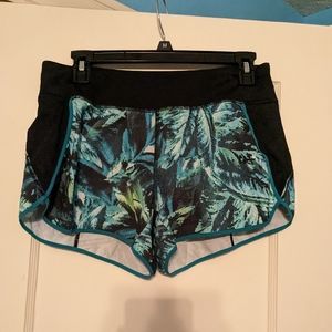 Athleta Napali shorts